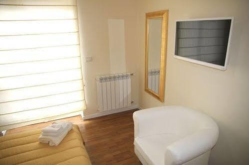 Domus Yenne Suites Cagliari Dış mekan fotoğraf